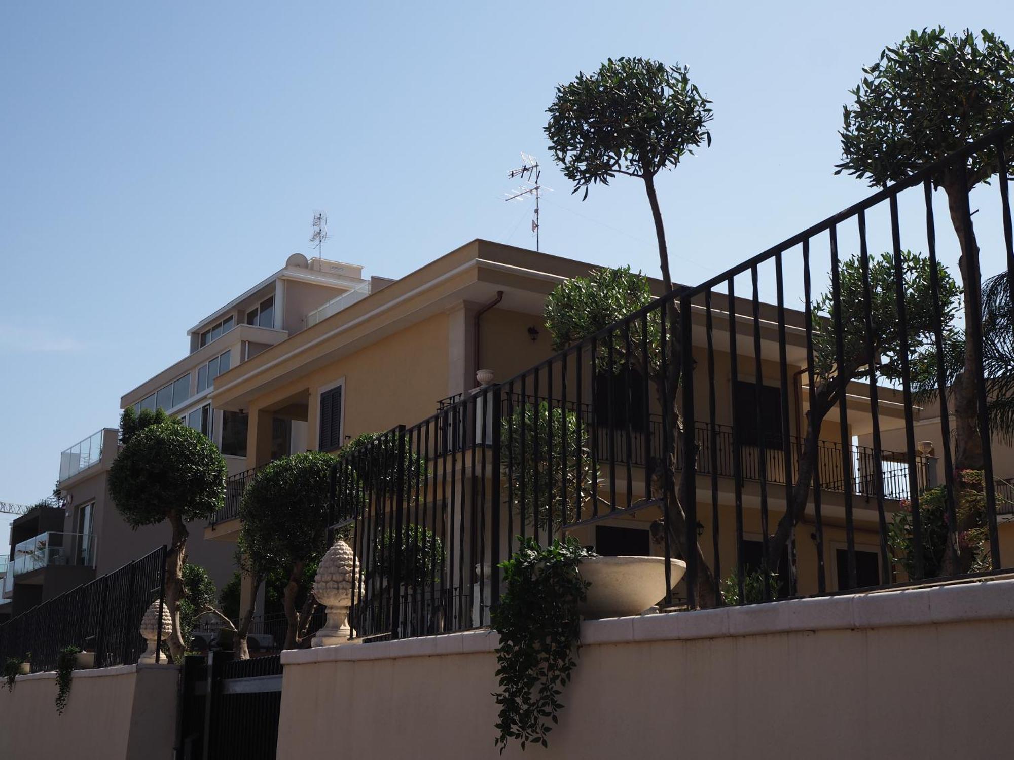 Viaggio In Sicilia B&B Гравина ди Катания Екстериор снимка