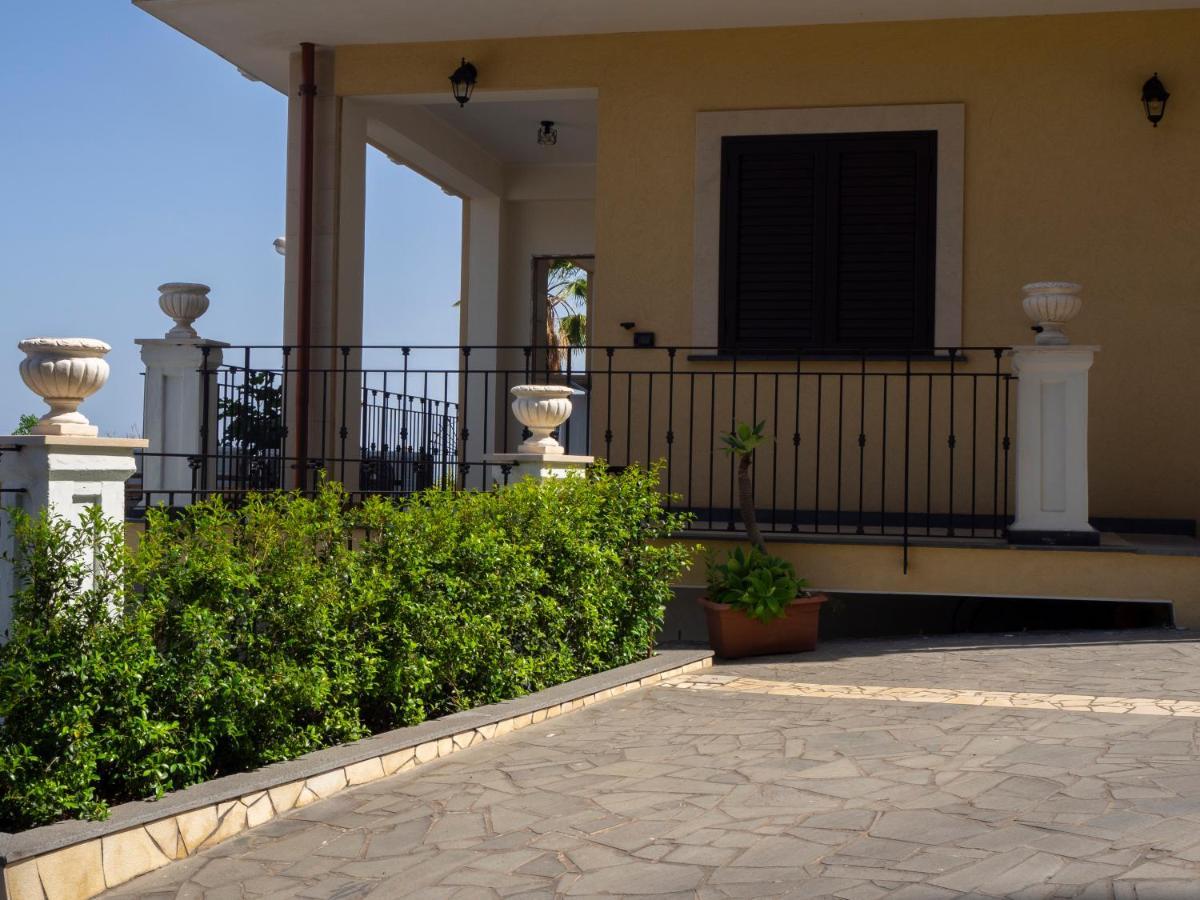 Viaggio In Sicilia B&B Гравина ди Катания Екстериор снимка